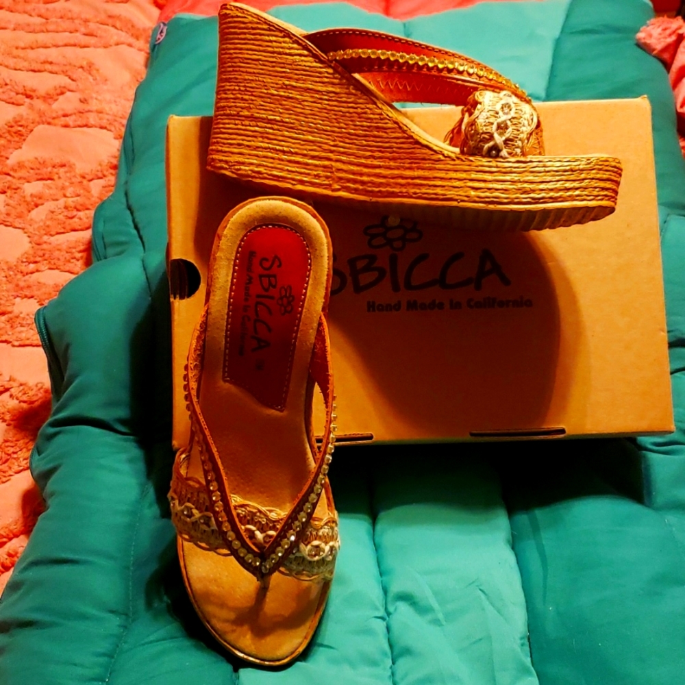 Womens suede leather and rhinestone sandals gorgeous